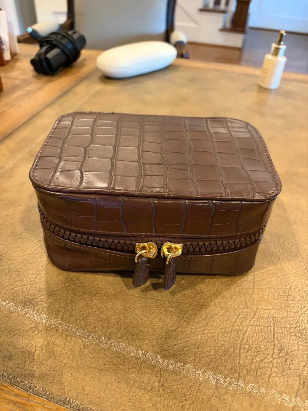Trish McEvoy Power of Makeup Medium Makeup Wardrobe Case Dark Brown Croc